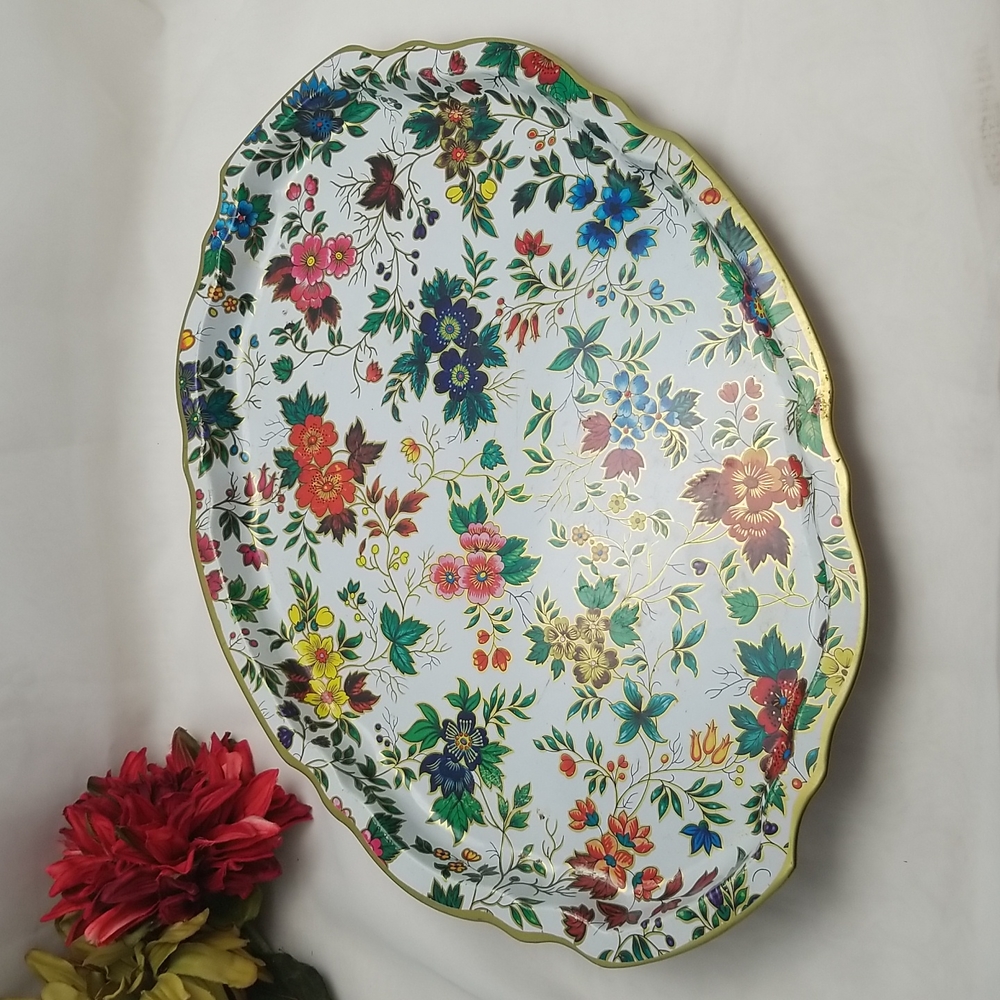 Large English Floral Tin Metal Serving Tray